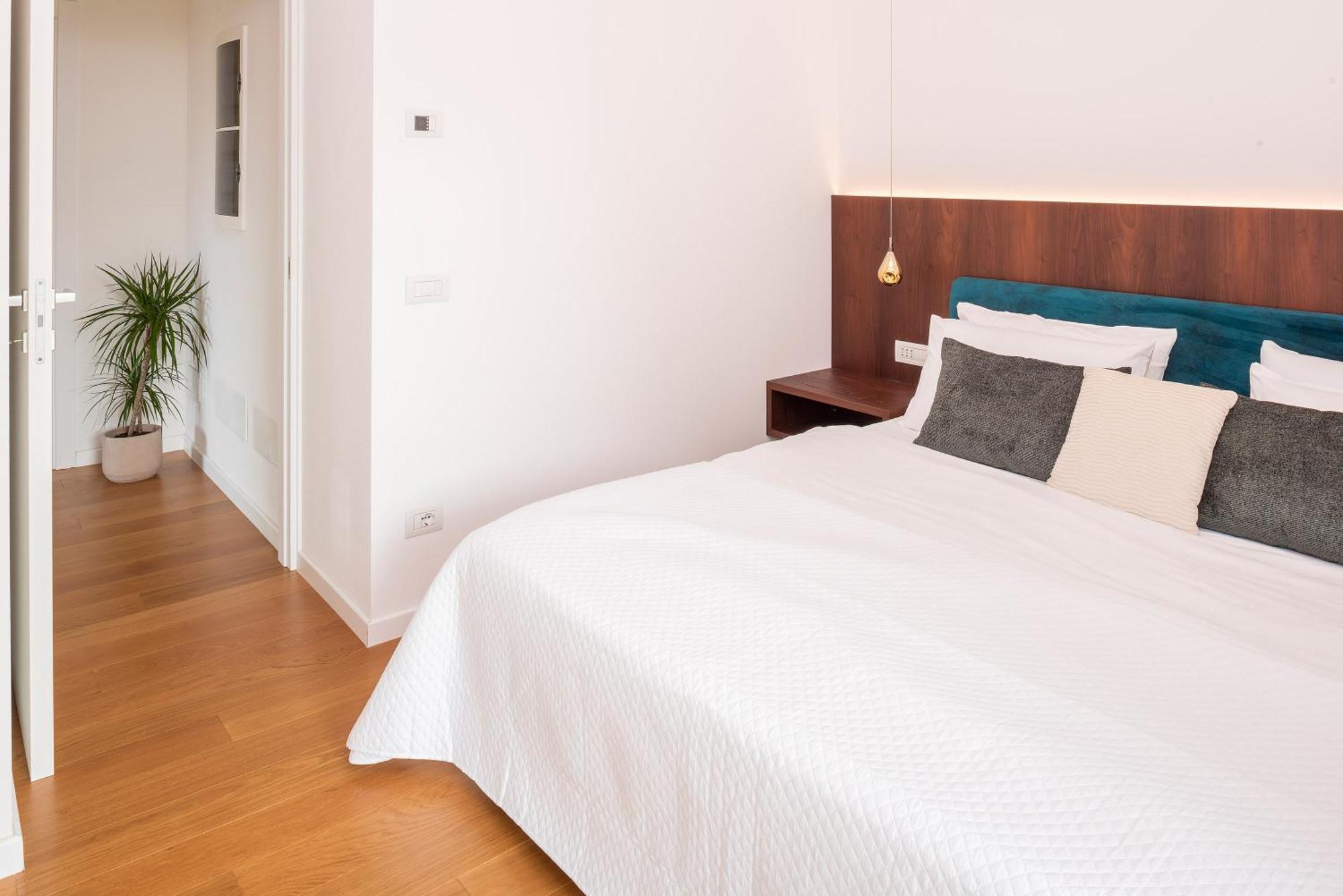 Lifestyle Apartments Dante Bardolino Luaran gambar