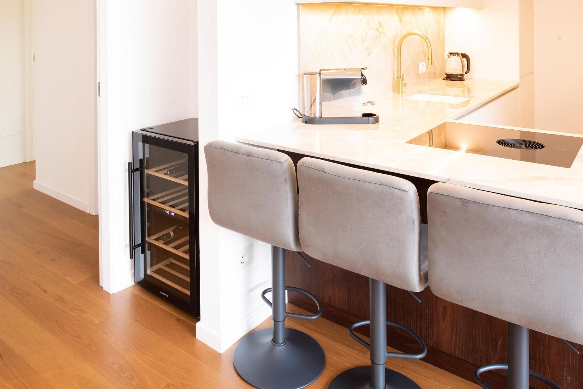 Lifestyle Apartments Dante Bardolino Luaran gambar